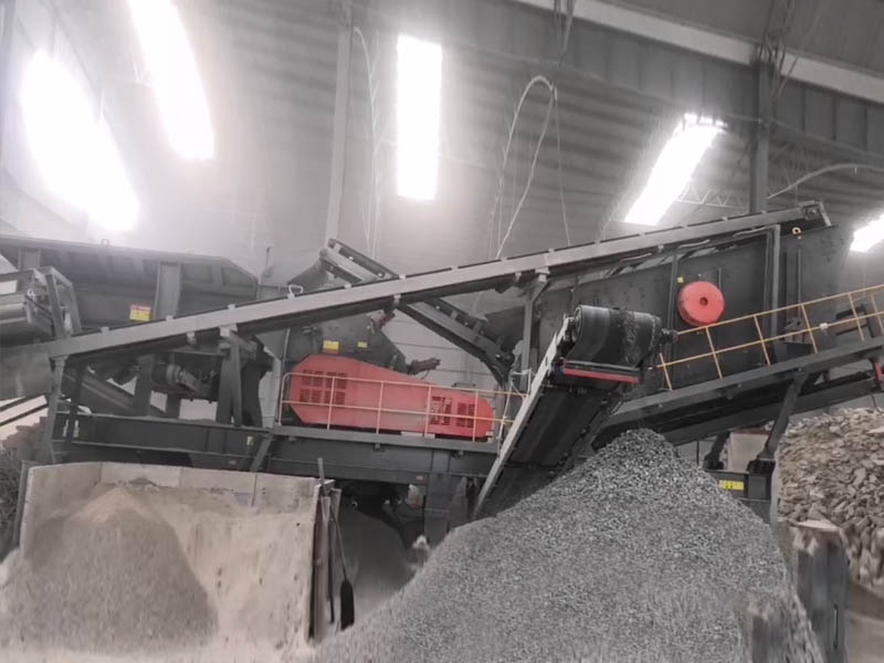 履帶式移動杏吧视频APP下载篩分站現場