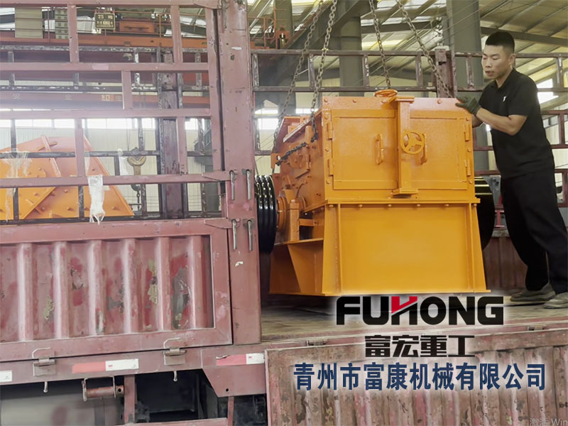 800製砂機出口發貨現場